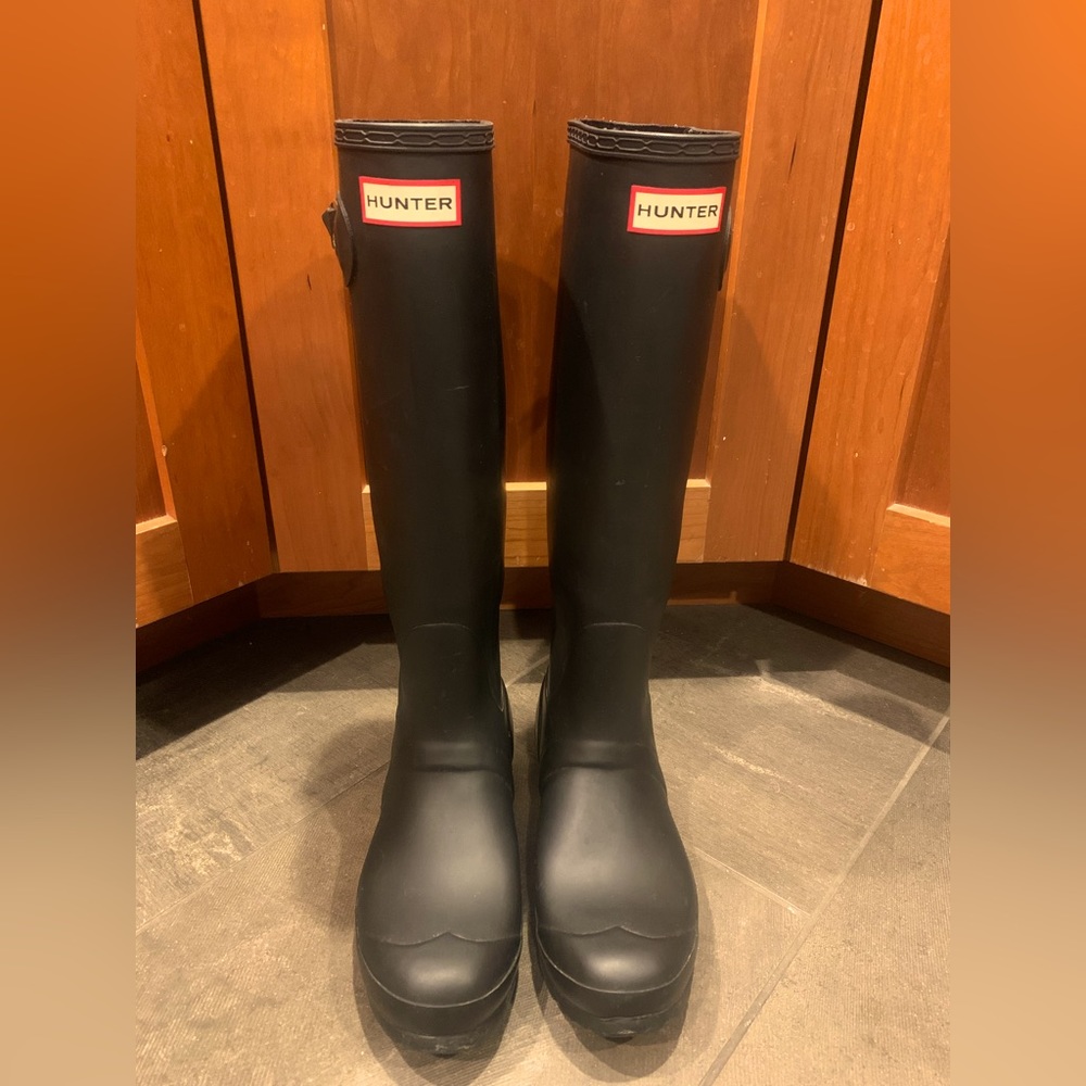 Women’s Hunter Boots SIZE 8